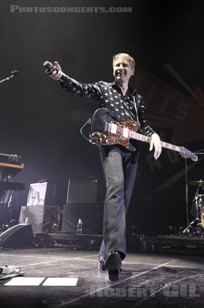 FRANZ FERDINAND - 2022-04-20 - PARIS - Zenith - 